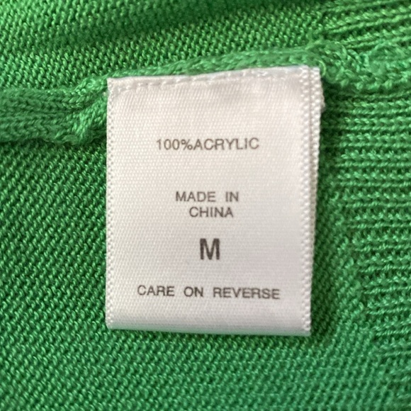 NEW YORK AND COMPANY knit sweater petal cutout short sleeve green stretch size M - Picture 8 of 9